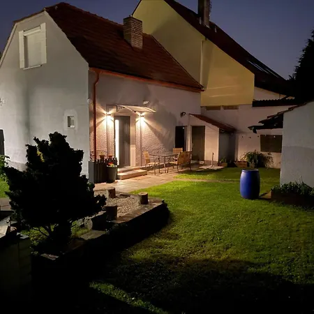 別荘 Jiraskova ドブジーシュ